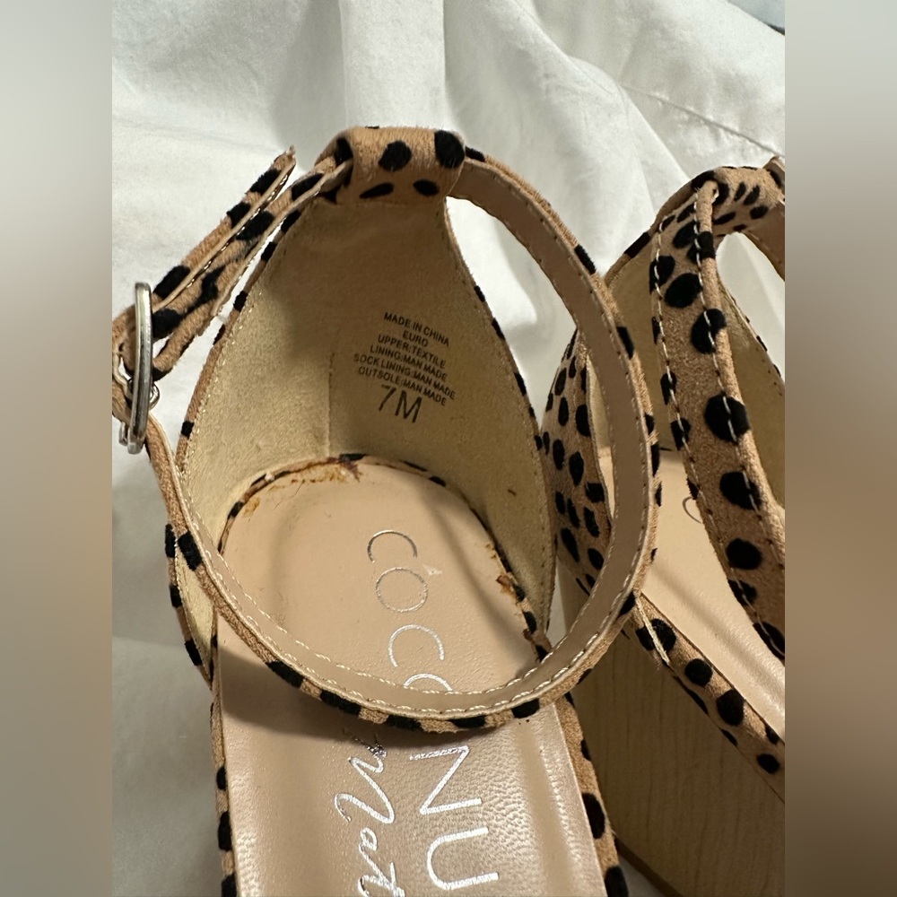 Leopard Print Wedges - Picture 2 of 4
